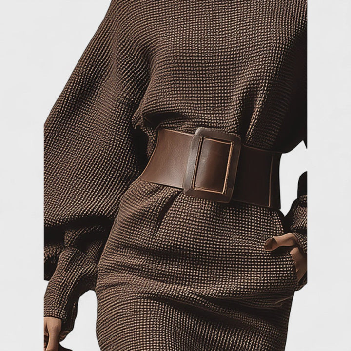 Cloe | Rochie scurtă din tricot cu cura structurată