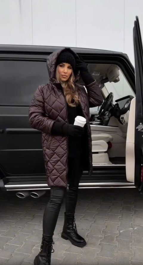 Elara | Palton pufos elegant cu glugă